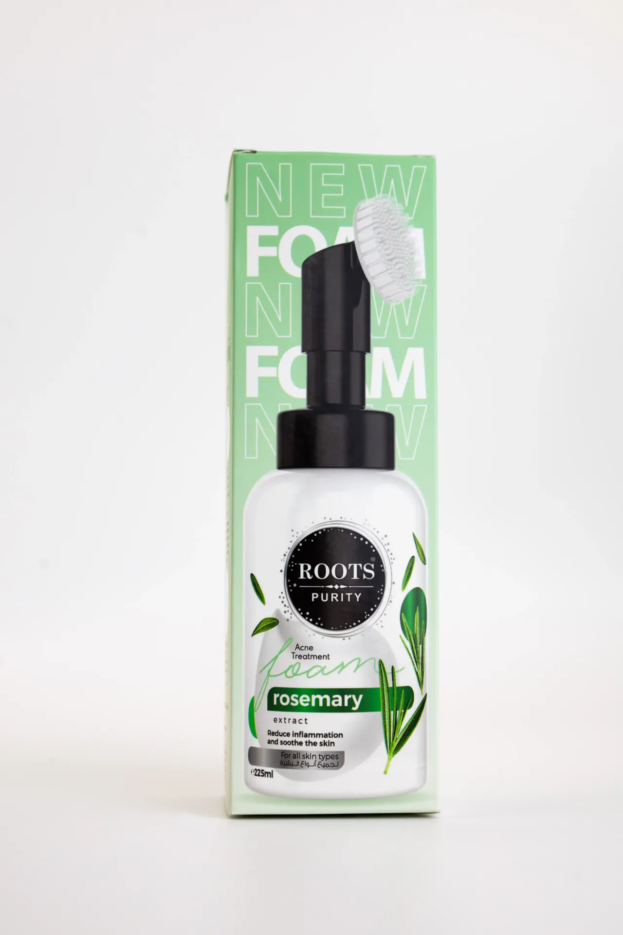 Foaming Cleanser with Brush, enriched with Vitamin C and Niacinamide